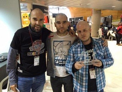 Entregando el premio a los cracks de Randal's Monday